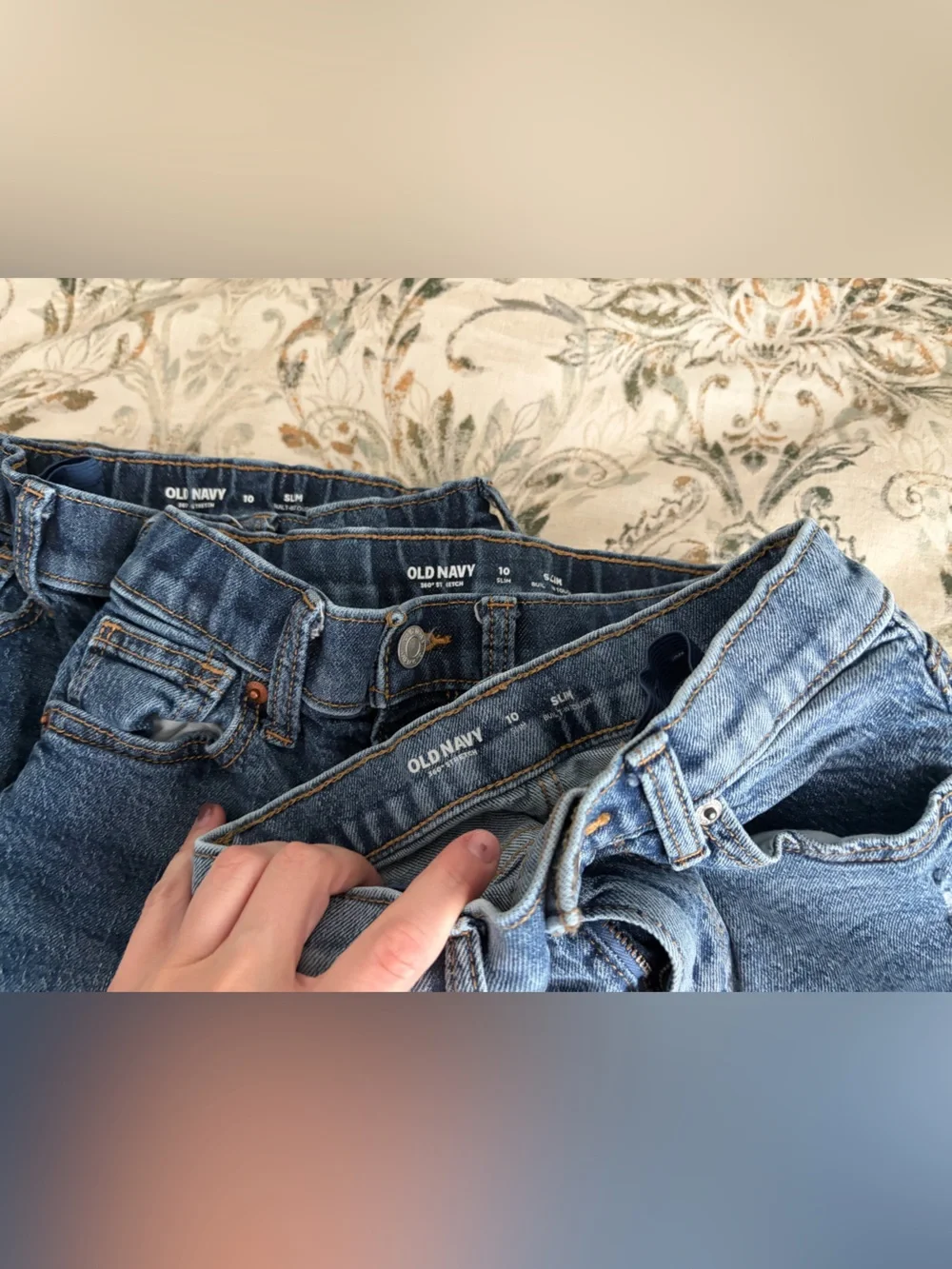 Boys Old Navy Slim Jeans with ripped style - 4 pairs